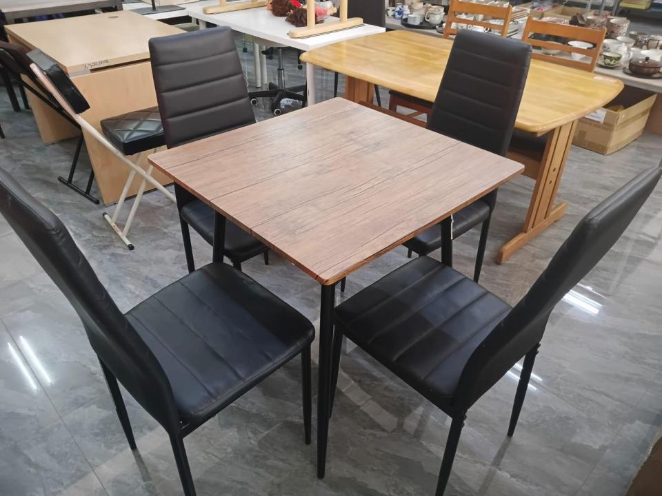 10X7.5 in for web (22)